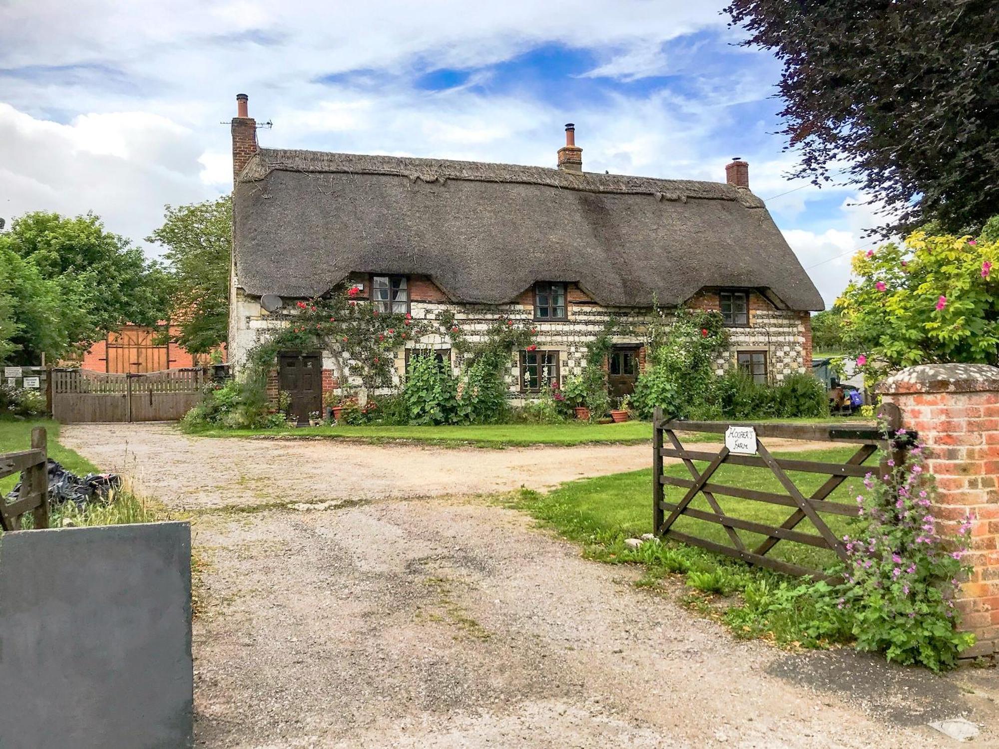 Hoopers Farmhouse Tilshead Exterior foto